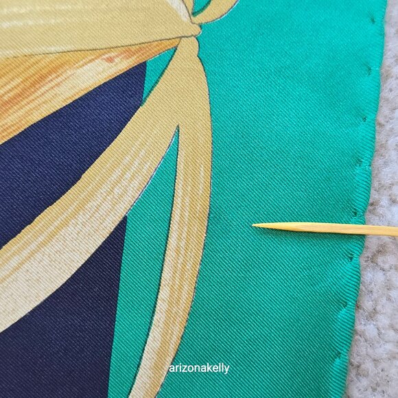 Salvatore Ferragamo Silk Carré Scarf Big Cats, Fox, Bird in Floral Style Jungle - Picture 10 of 16